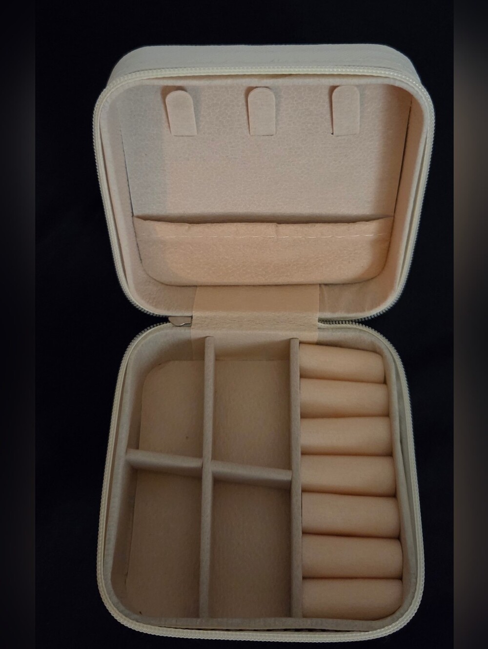 Classic Faux Leather  Jewelry Box Organizer Case With Zipper Closure